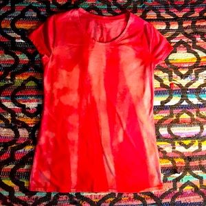 Red white rocker shirt NWOT unisex bleached out fad type fun scoop neck